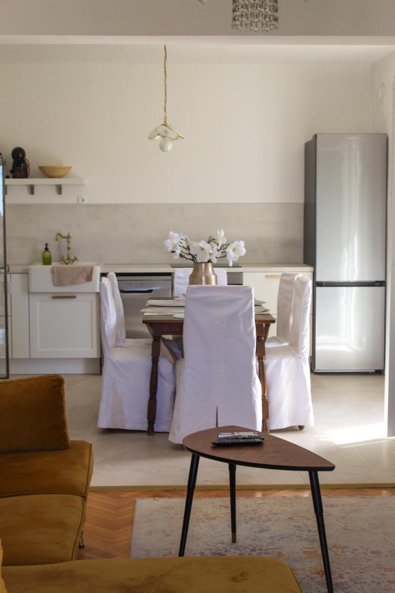 Apartment Michelin Primosten Luaran gambar